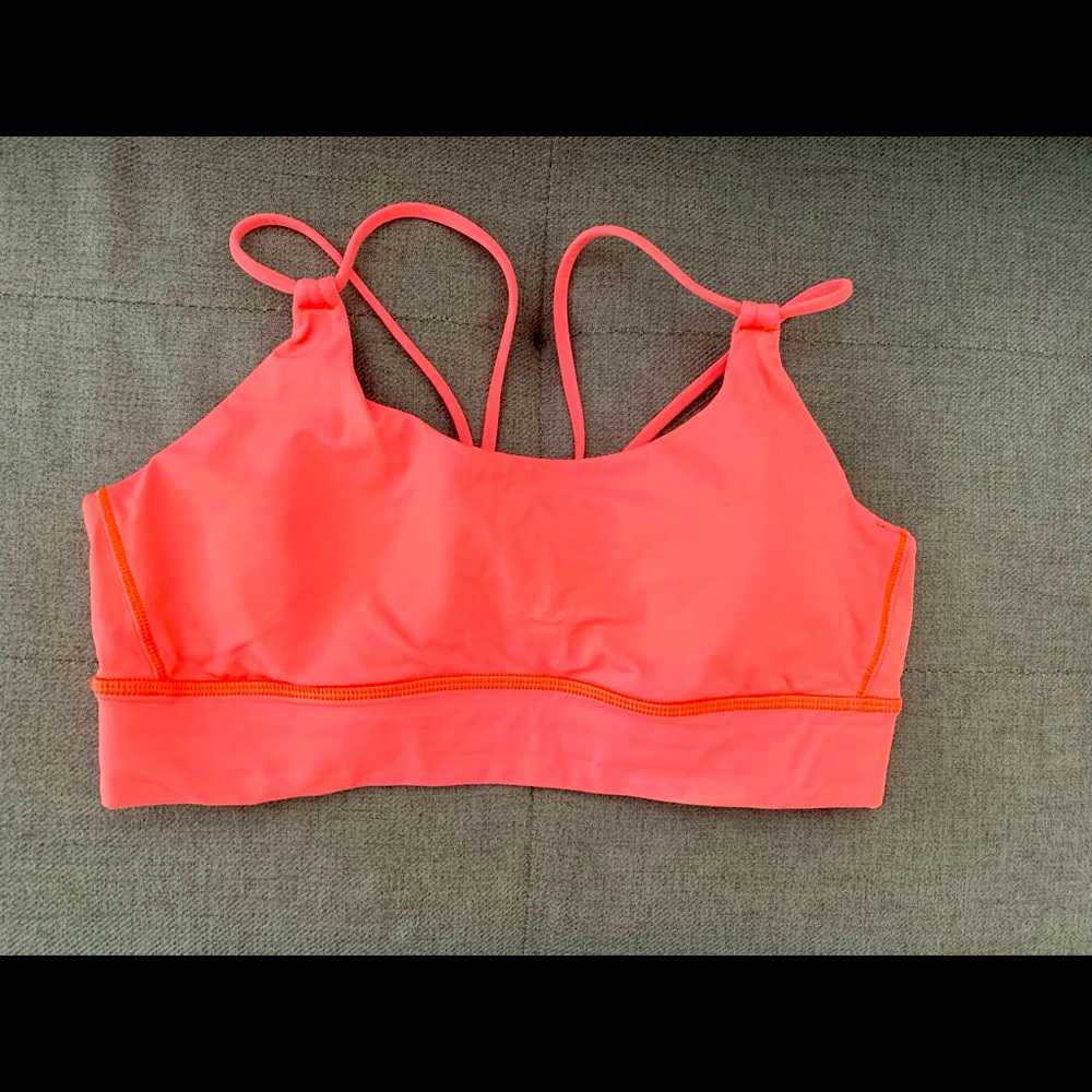Lululemon sports bra